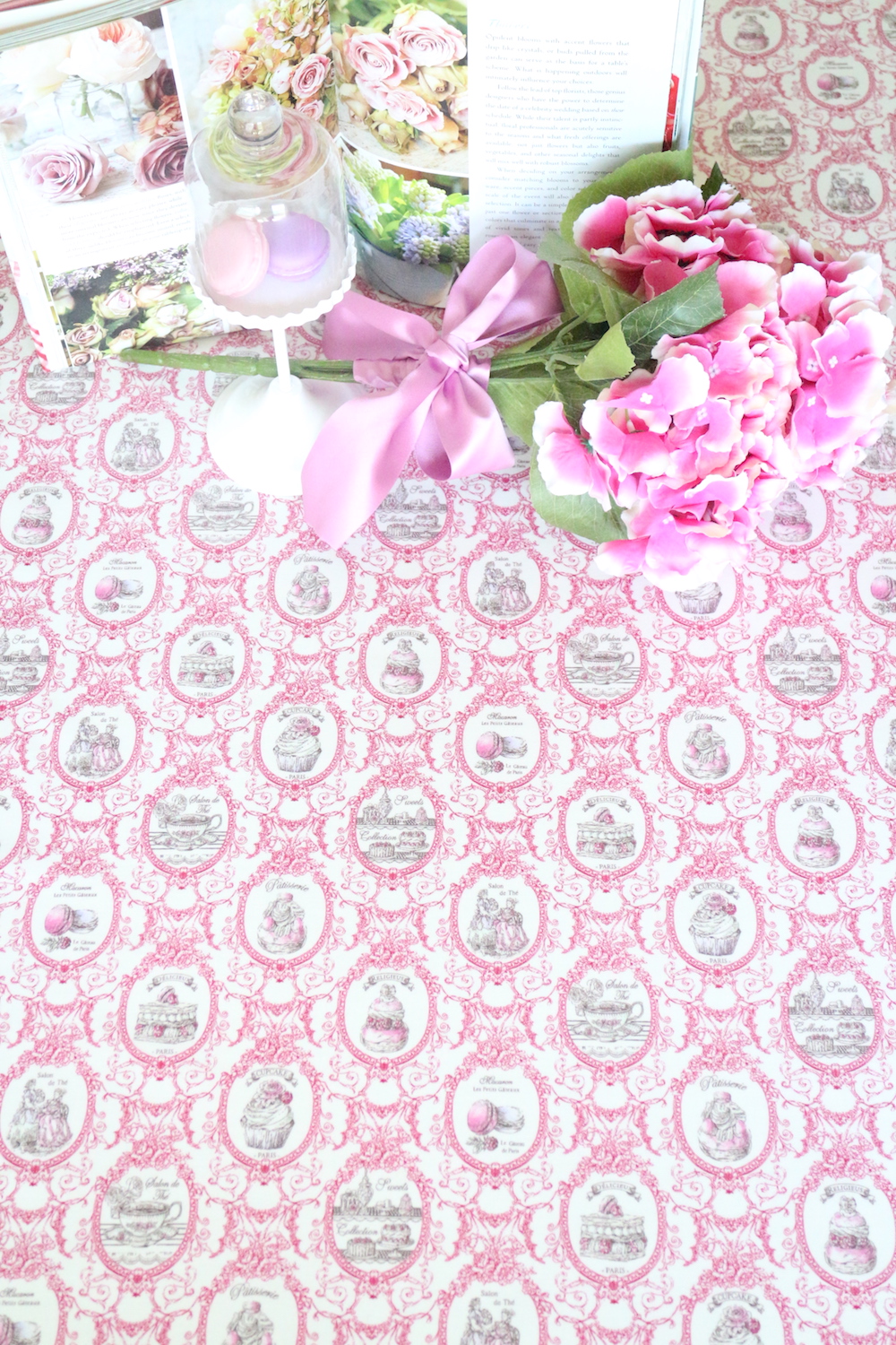 ピンクのマカロン生地